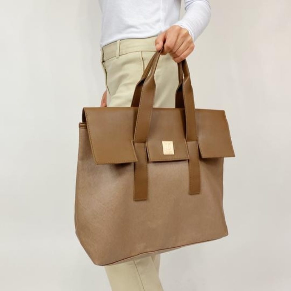 NWOT💕 Tanger Tan Tote Bag